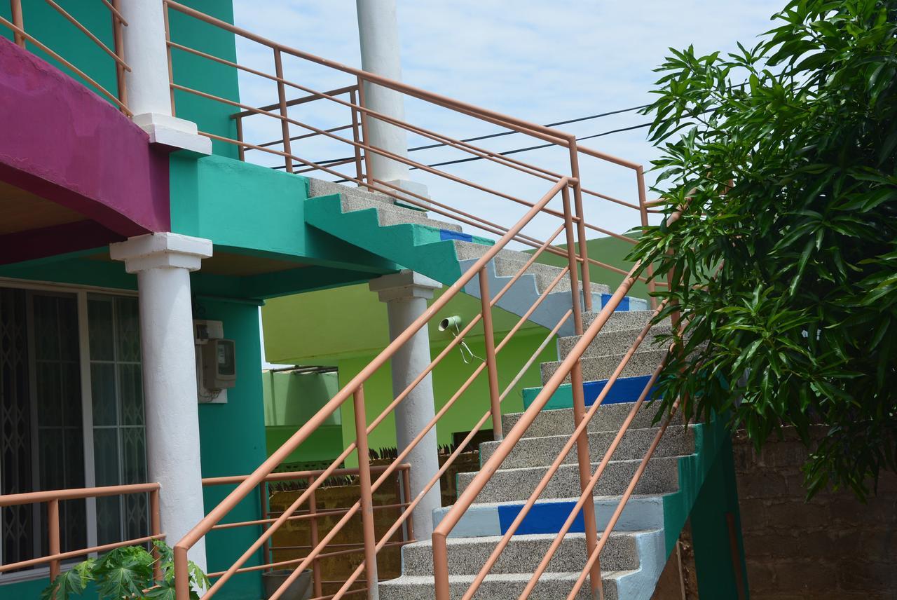 The Accra Backpackers Hostel Exterior foto
