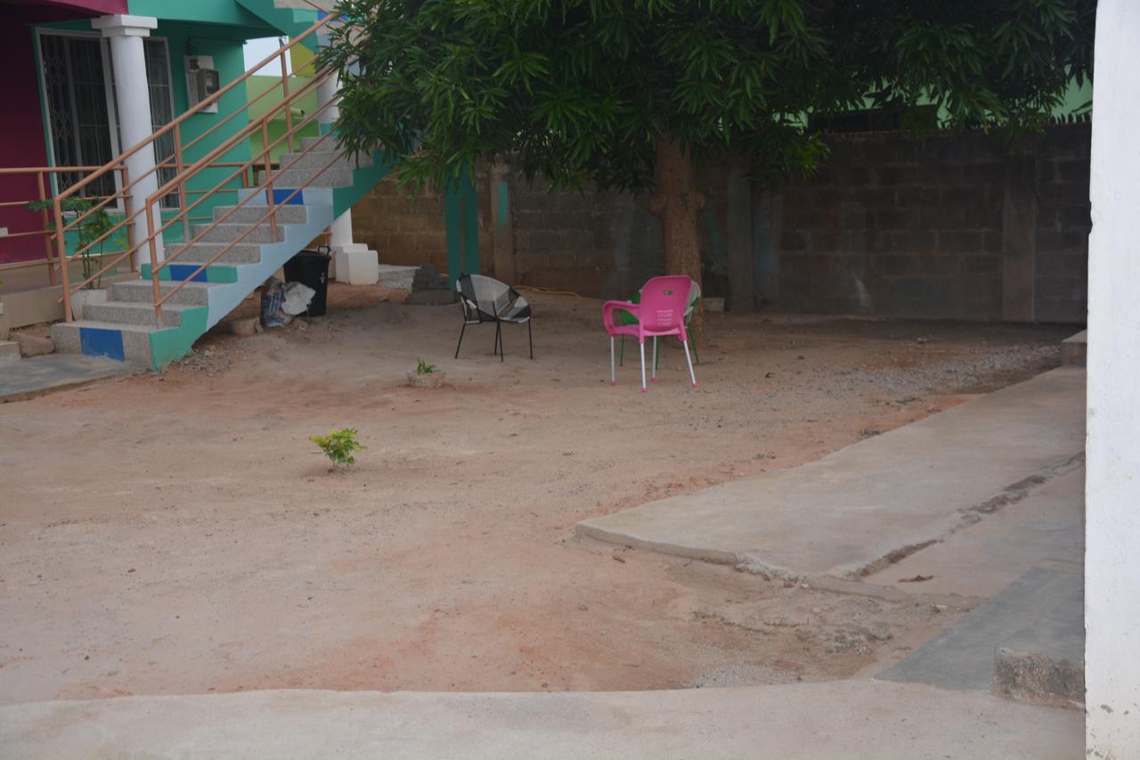 The Accra Backpackers Hostel Exterior foto